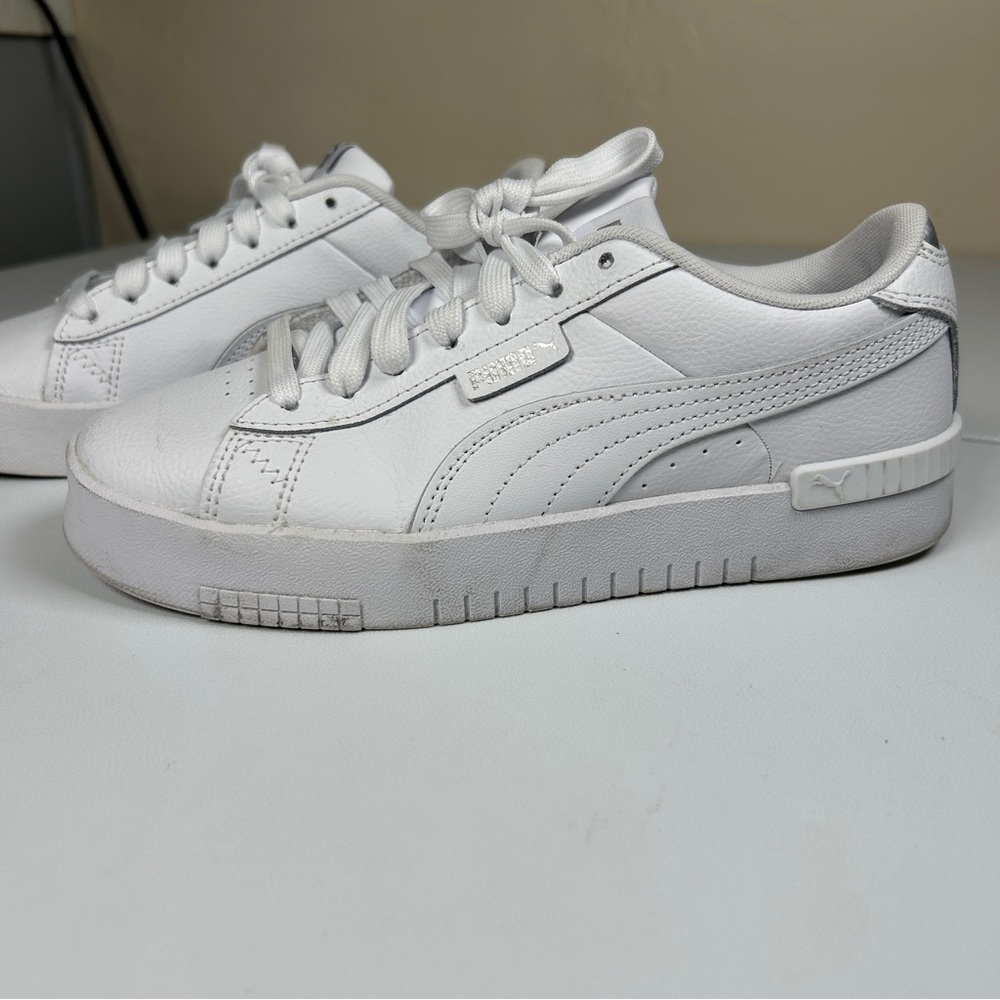 PUMA Jada Renew White Leather Platform Sneakers Women's Size 6